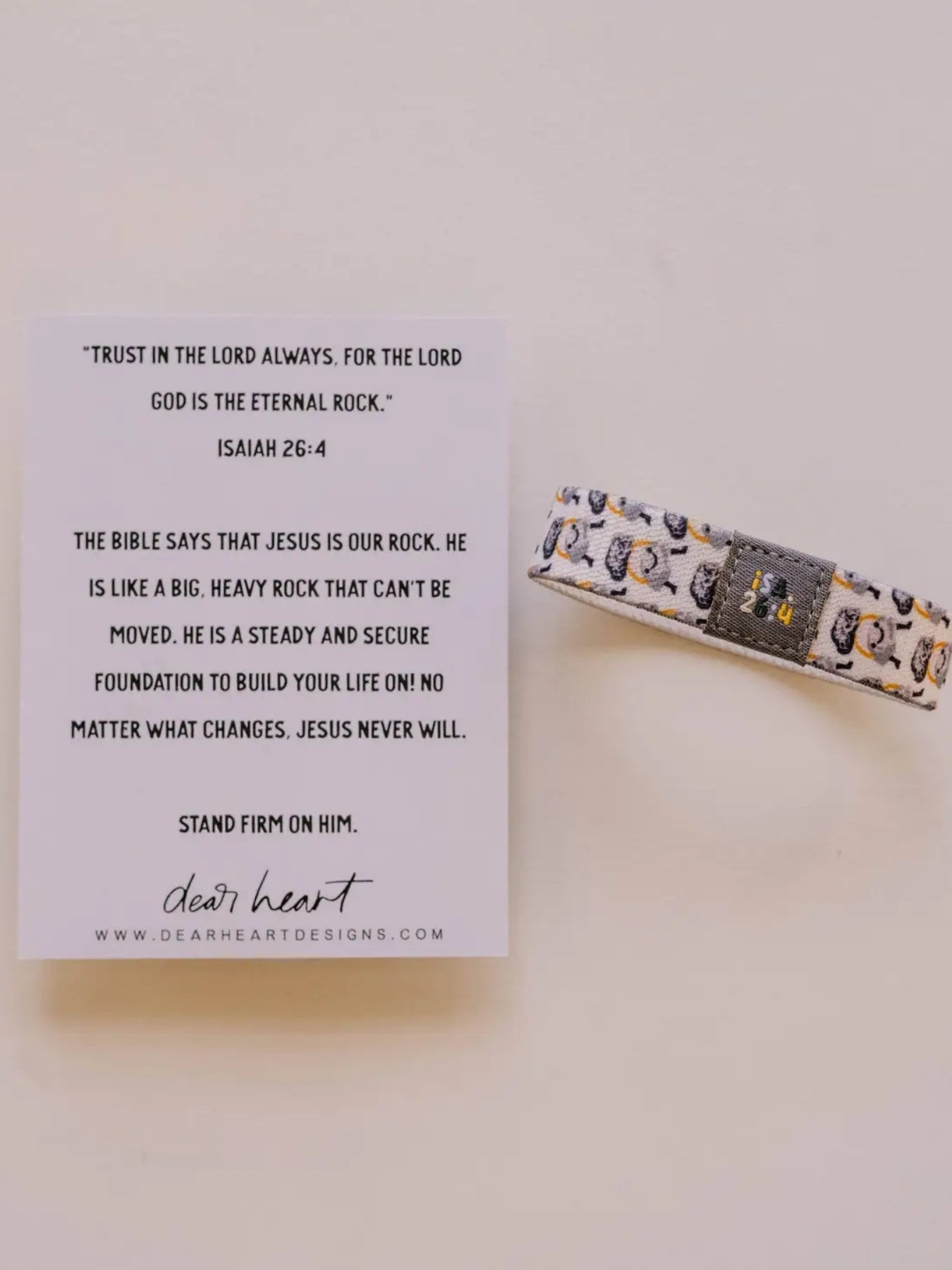 Empower your child to walk in faith with this vibrant reversible "Jesus Rocks" wristband. Inspired by Isaiah 26:4. This comfortable, daily reminder encourages kids to share God’s love at school and play.