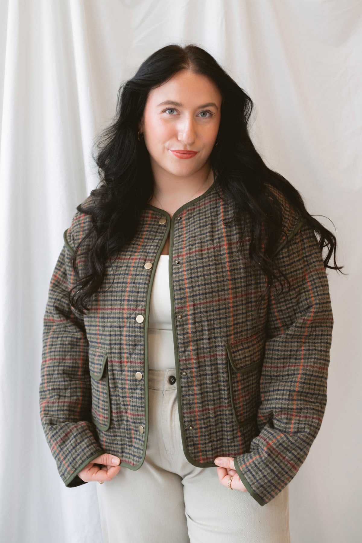Kenzie Houndstooth Jacket in Olive Multi featuring an olive-toned houndstooth pattern and contrasting binding.