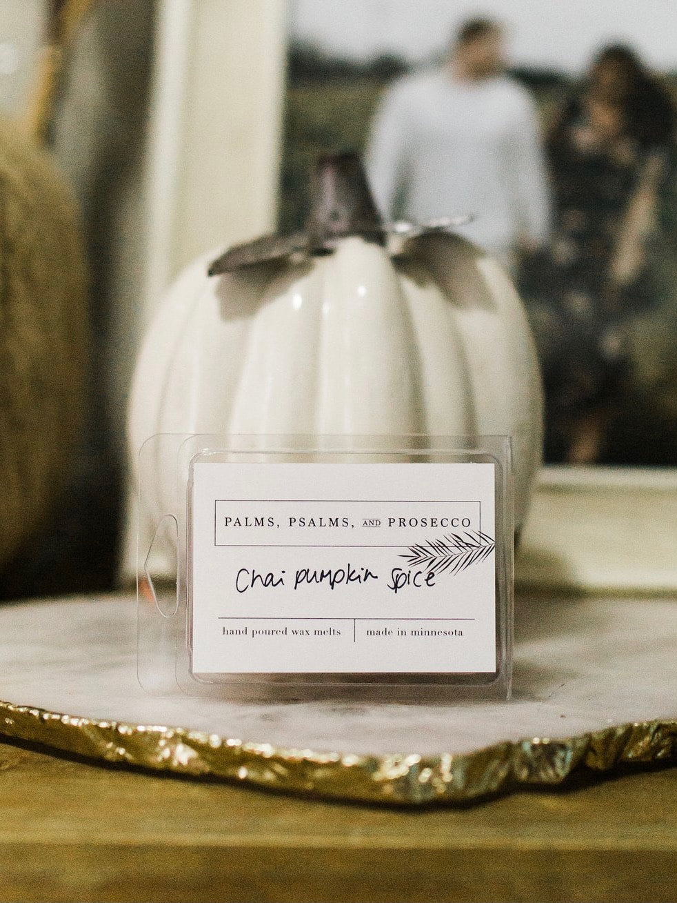 Fill your home with the cozy scent of Chai Pumpkin Spice. These premium wax melts bring autumn festivals and bonfires right to your living room. Shop now!